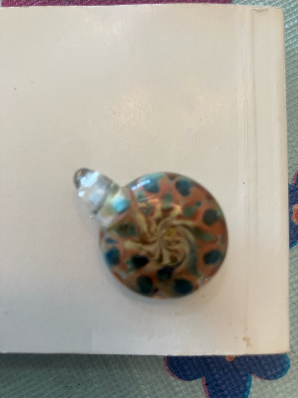 Murano Teal and Gold Floral Round Glass Pendant Necklace hand-blown design - Picture 4 of 6